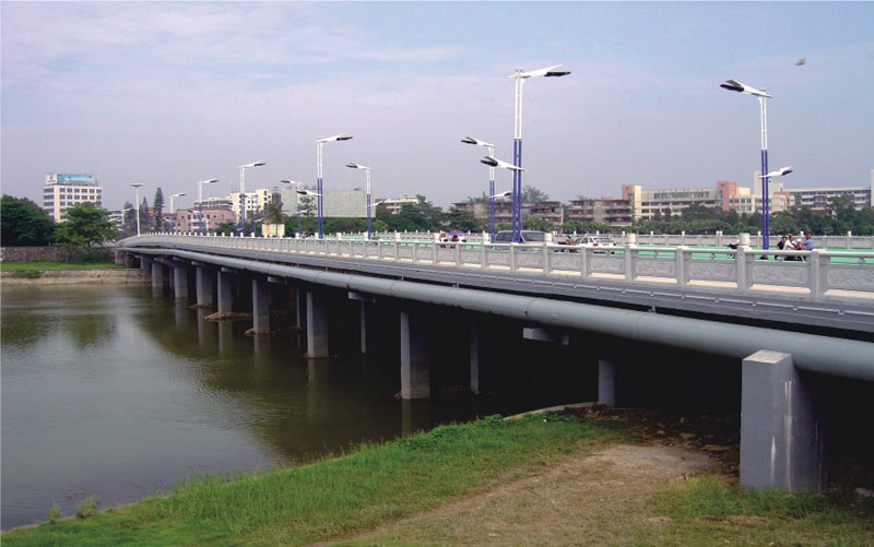 內(nèi)河橋